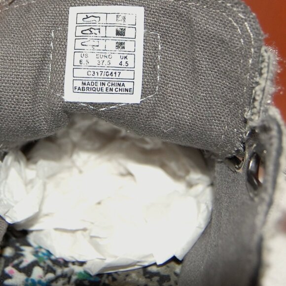 NIB Rocket Dog Gray Canvas Sneakers, US Women Size 6.5 - Picture 9 of 9
